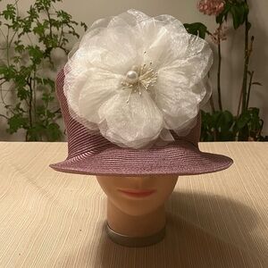 Chic Metallic Pink Hat with Off White Pearl Floral Accent